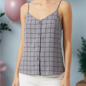 FASHION CLASSICS- Size Small Sleeveless tank with Front Buttons